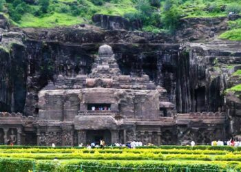ellora caves