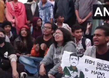 Madvi Hidma's posters