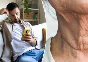 The Sneaky Way Your Phone Is Aging You — And It’s Hitting Younger People Faster