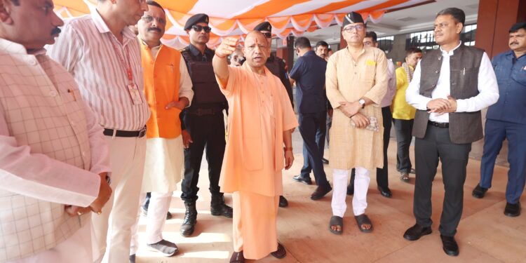 CM Yogi reviews preparations at Banaras railway station ahead of PM scheduled visit on November 7