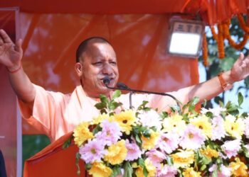 Jaunpur takes the lead by achieving 100% target in the Mukhyamantri Yuva Udyami Vikas Abhiyan