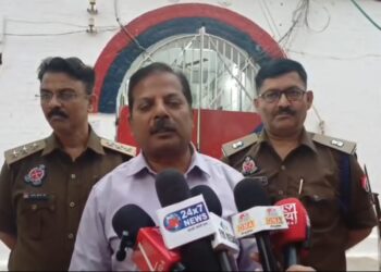 DIG conducts surprise inspection of District Jail, seeks explanation from jail administration on illegal extortion