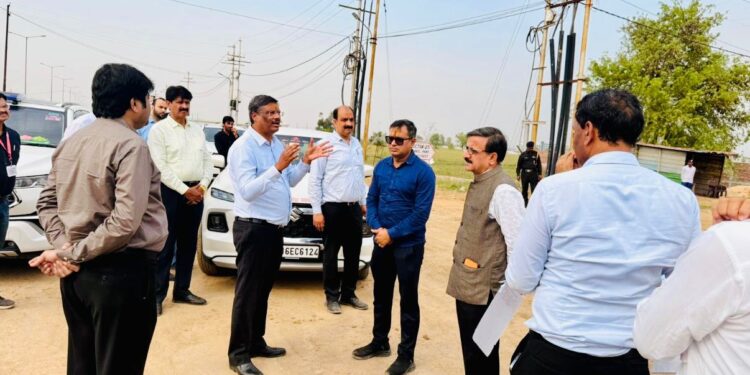 ACS Alok Kumar Reviews Progress of Industrial Parks, Conducts Site Inspection