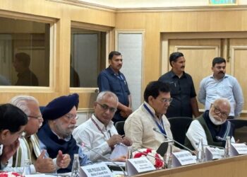 Central-State Coordination Meeting Held to Expand PNG Services and Strengthen Urban Essential Services