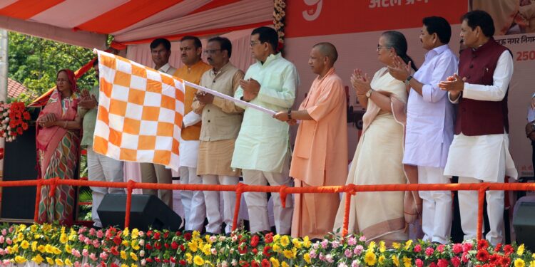 People Removed Political Garbage and in 9 Years Uttar Pradesh became Clean: CM Yogi