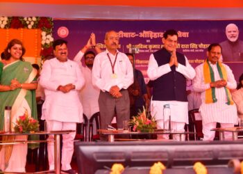 Minister A.K. Sharma Efforts Bring Major Railway Gift to Mau