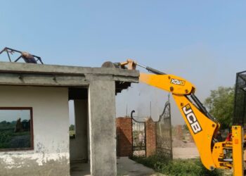 Greater Noida Authority Removes Encroachment in Nanwa Ka Rajpur