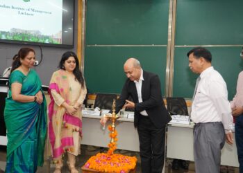 Strengthening the Industrial Ecosystem: Invest UP Provides IIM Business Training to District Industry Officers