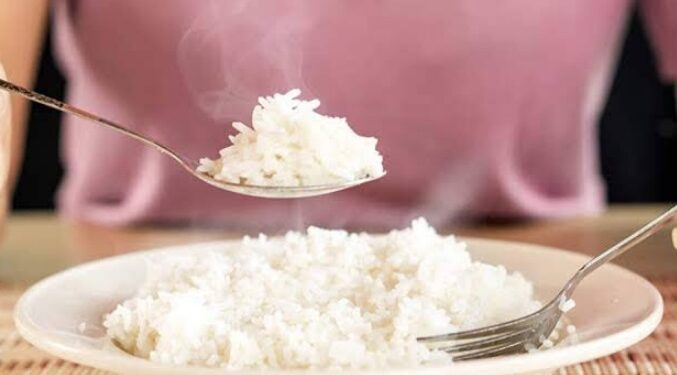 eat rice