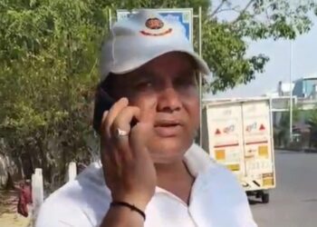 “Delhi’ ‘Fake Police’ Empire Out in the Open! On the Streets, It Not the Uniform but Fear That Rules- Who Is Responsible?”