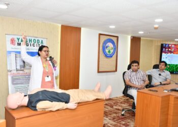 Officers and Employees Receive CPR and Life-Saving Techniques Training Under the Guidance of the Commissioner