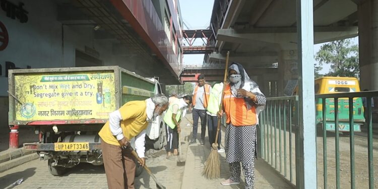 Mega Drive to Make Roads Dust-Free Conducted Across All Five Zones Under the Directions of the Commissioner