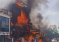 Massive Fire Tragedy in Lucknow:- Blaze in Shop Engulfs Coaching Center, 14 Dead, Several Injured