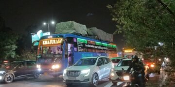 Corruption Game Despite Zero-Tolerance Policy? When Will Action Be Taken Against Sleeper Buses with Roof Carriers?