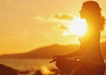 Can 7 Minutes Of Meditation Make A Difference? What New Research Reveals