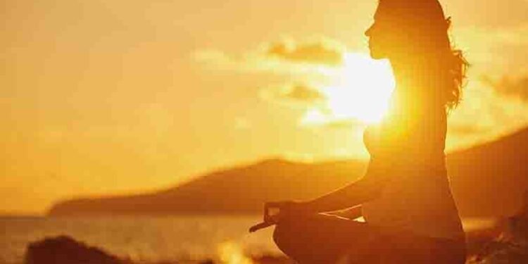 Can 7 Minutes Of Meditation Make A Difference? What New Research Reveals